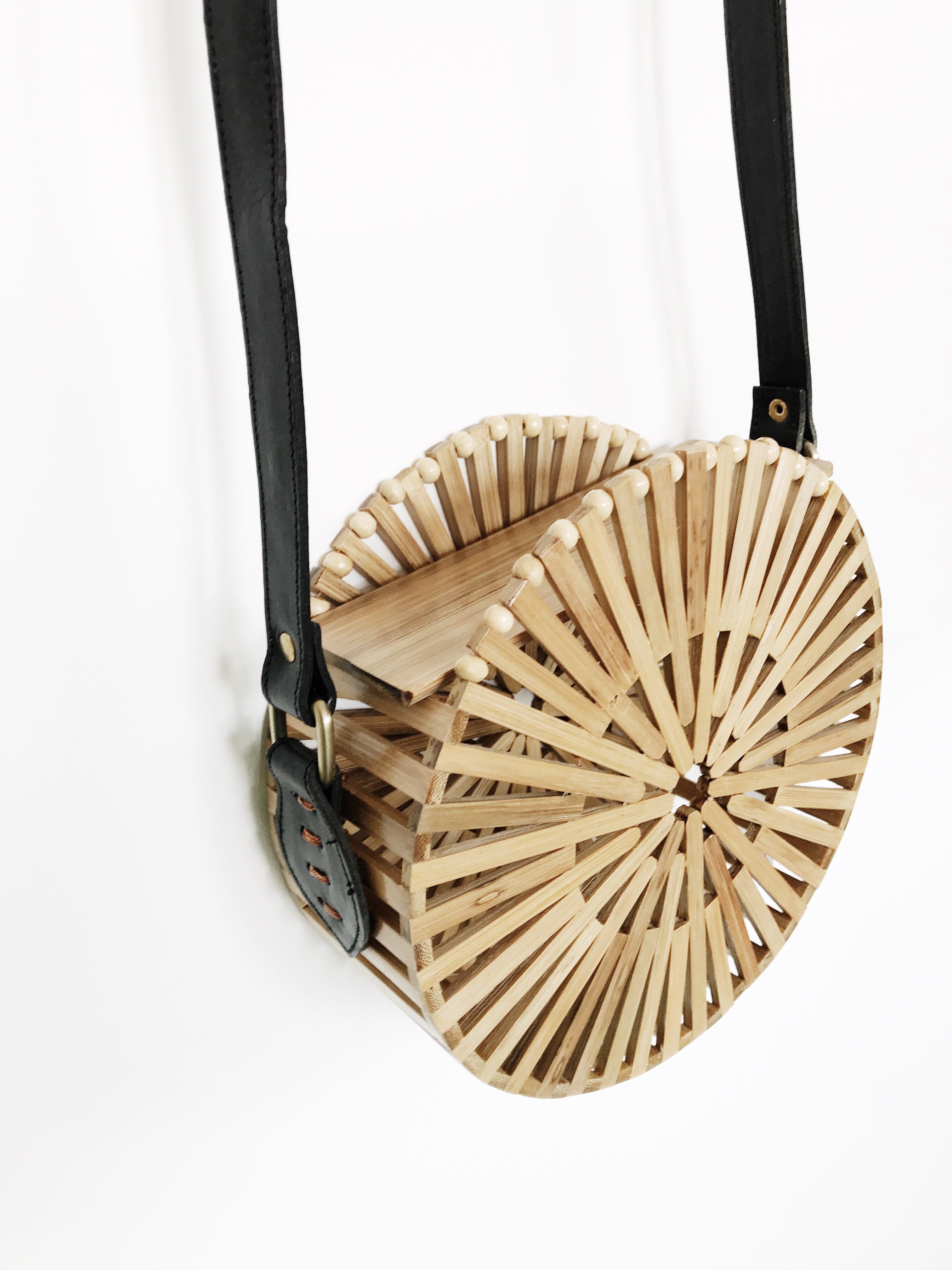 Sac rond en bamboo (cuir noir)